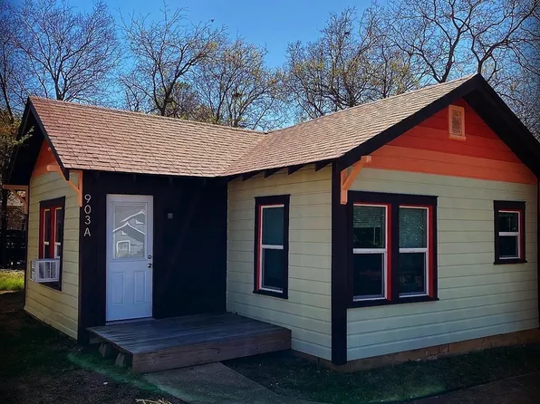 903 Haynes St Unit A, Denton, TX 76201