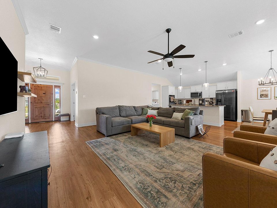 1st image of 209 Slippery Elm Dr