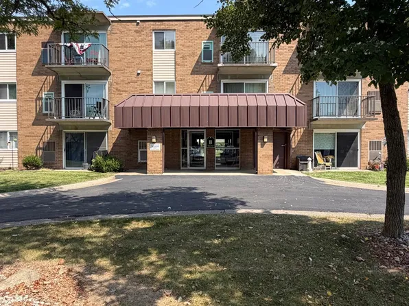 1315 S Lake Wilmer Dr, Sandusky, OH 44870