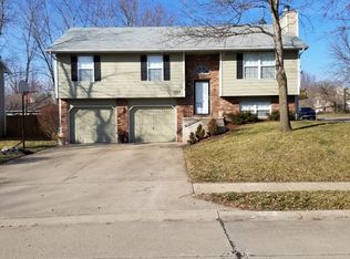3513 Hedgewood Dr, Columbia, MO 65203