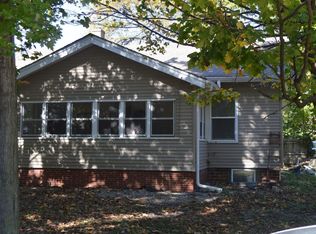 2815 Wood St, Ames, IA 50014
