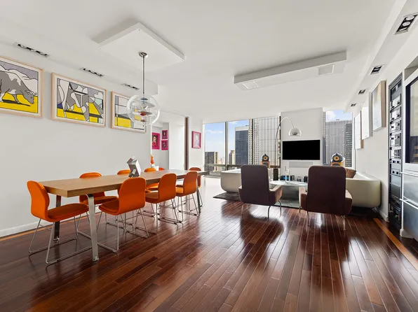641 5th Avenue image 1 of 13