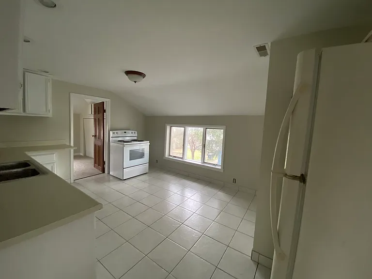 4233 Quinby Dr #2 — Photo 3
