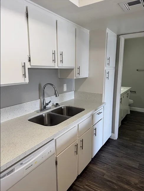 1 bed, 586 sqft, $1,025 — Photo 4