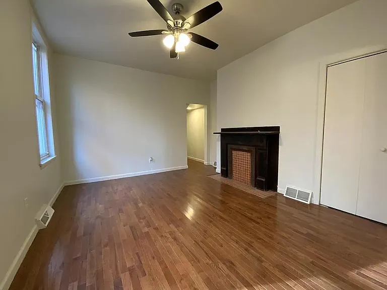 214 W North Ave #2 — Photo 9