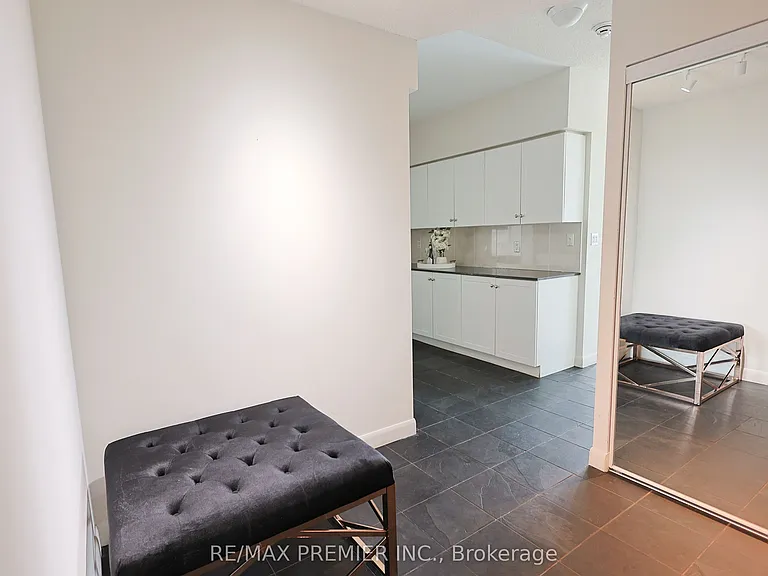 210 Victoria St #4407 — Photo 24