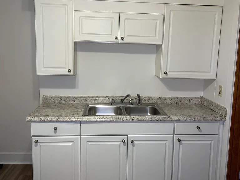 523 Cubbage St #3 — Photo 8