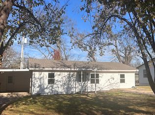 405 Hemlock St, Van Buren, AR 72956