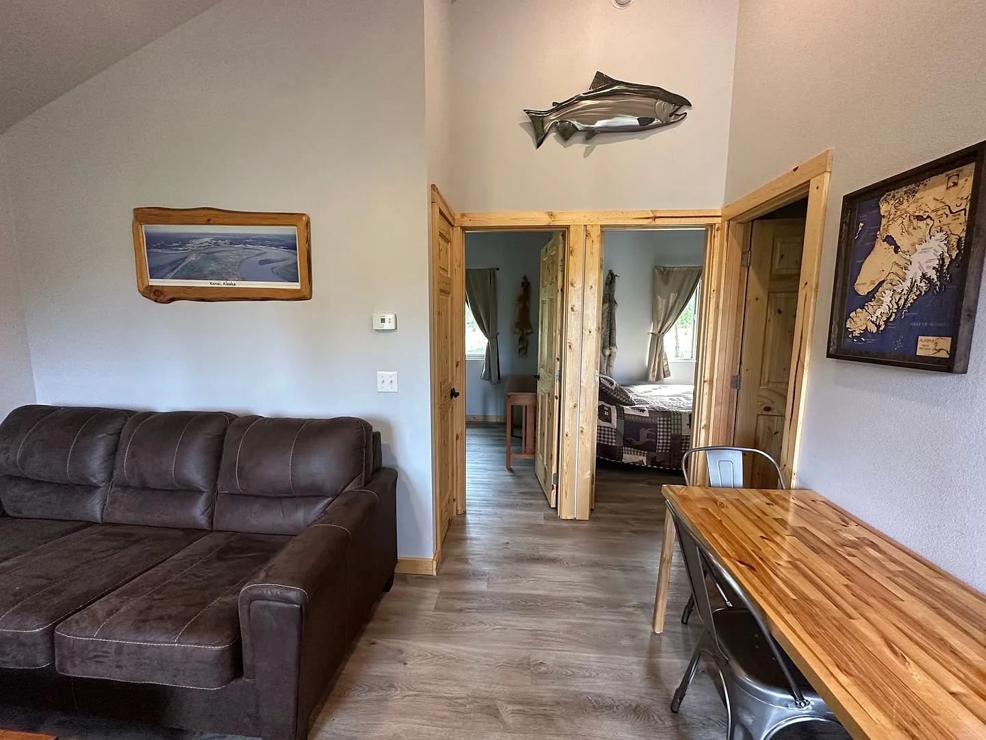 1050 Angler Drive — Photo 4