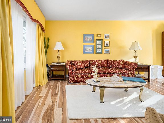 4th image of 3616 N Rock Creek Dr