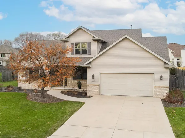 812 Kensington Rd, Neenah, WI 54956