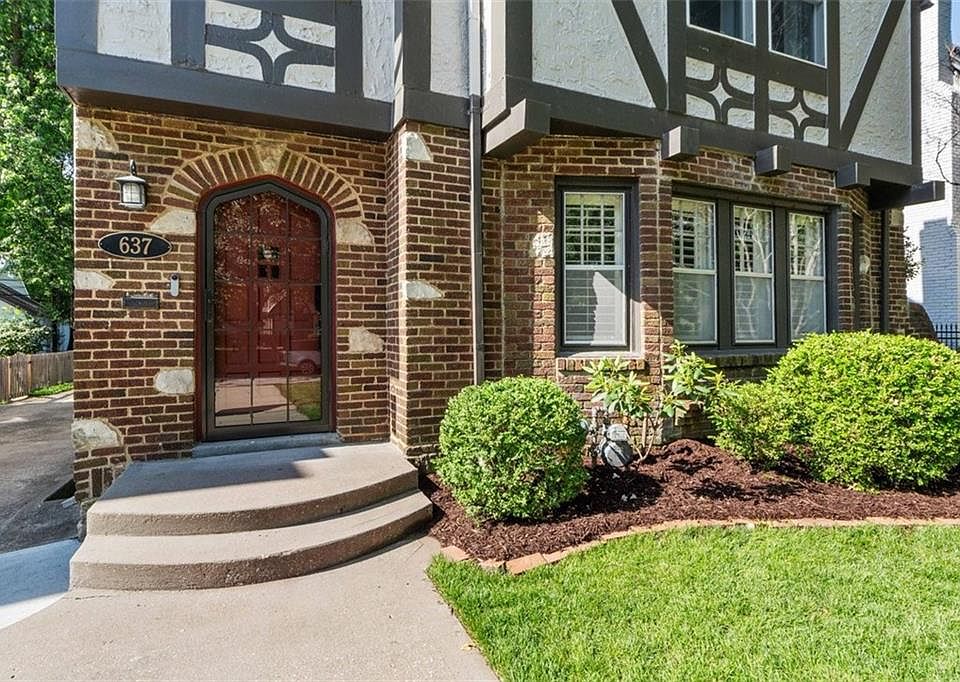 637 W 70th Ter, Kansas City, MO 64113 | Zillow
