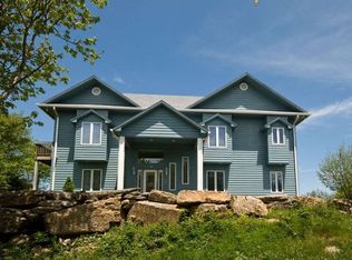 329 N Pinnacle Ridge Rd, Banner Elk, NC 28604