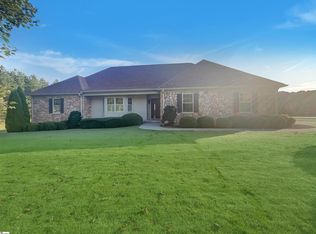 300 White Meadow Ct, SIMPSONVILLE, SC 29681