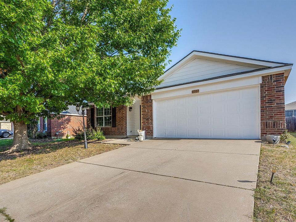 1st image of 4507 Falcon Dr