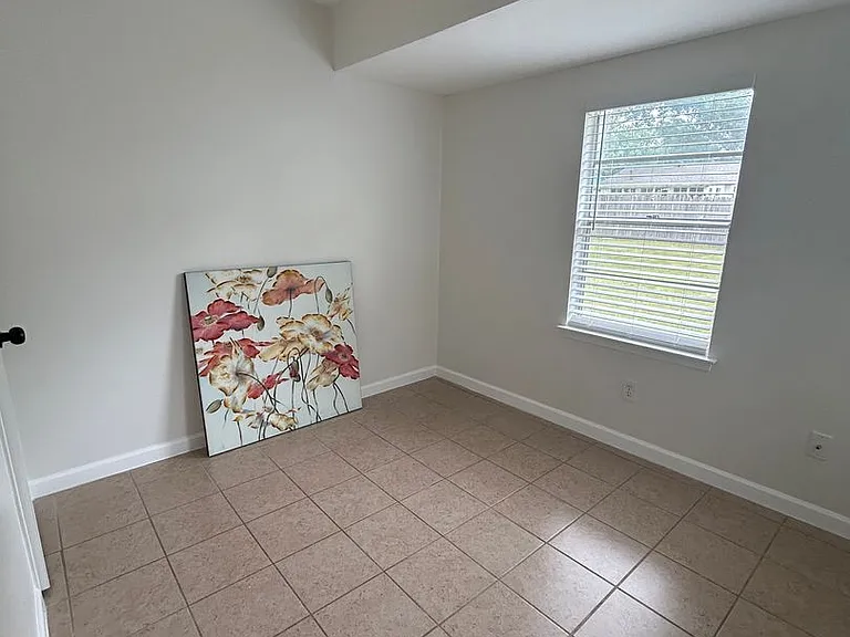1012 Donley Dr — Photo 20