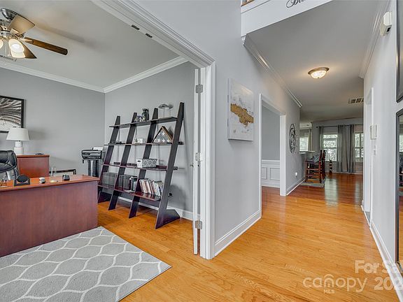 3rd image of 12811 Waterlyn Club Dr