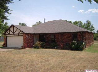 532 W 68th St, Tulsa, OK 74132