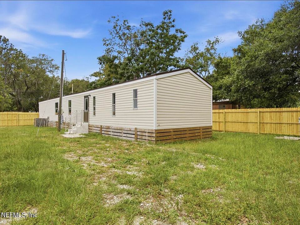 1st image of 8427 MCGLOTHLIN Street