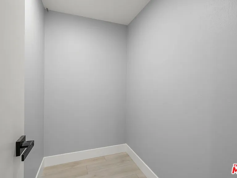 441 N Oakhurst Dr #206 — Photo 21