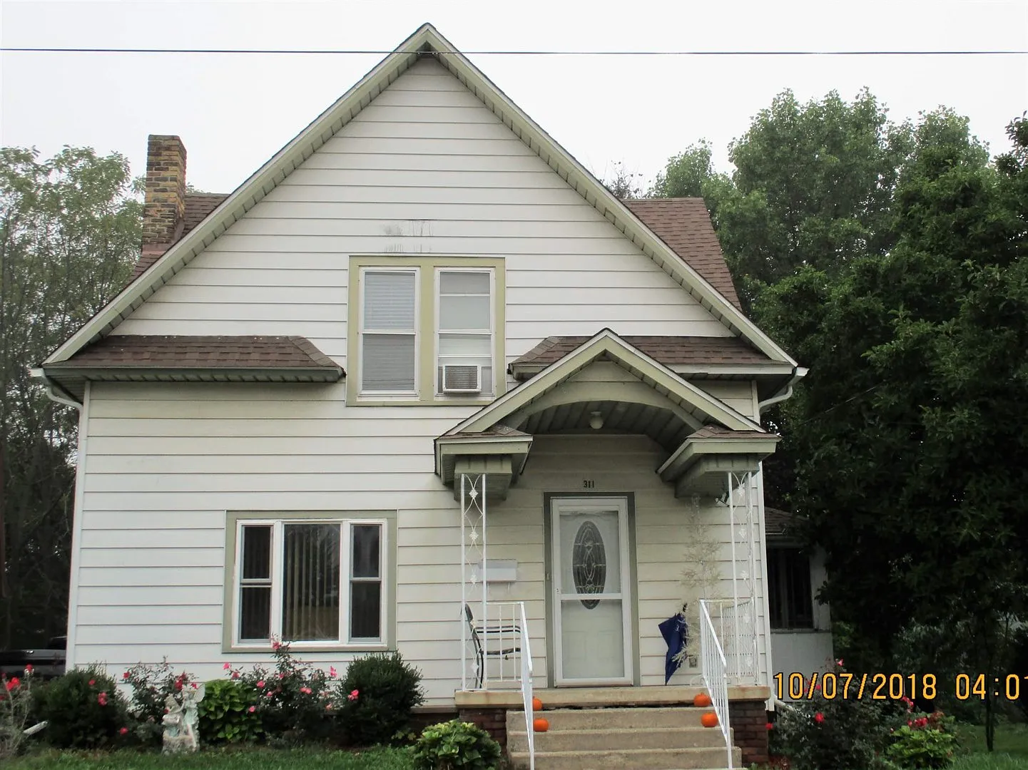 311 N Washington St photo 1