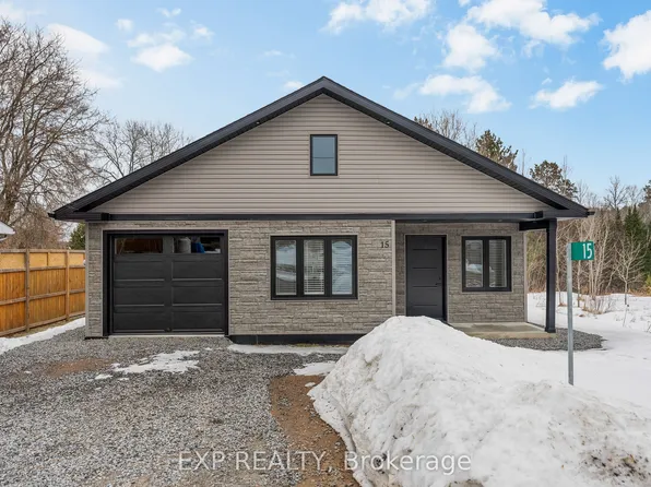 15 Zilney St, Madawaska Valley, ON K0J 1B0