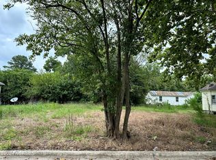 325 Jackson St, Ayden, NC 28513