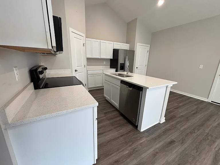 12034 W Shadow Lakes St — Photo 4