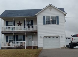 563 Farmington Dr, Vine Grove, KY 40175