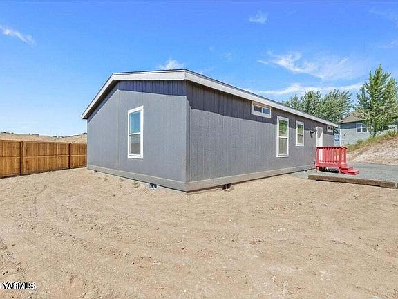 3rd image of 334 Lynnwood Ln