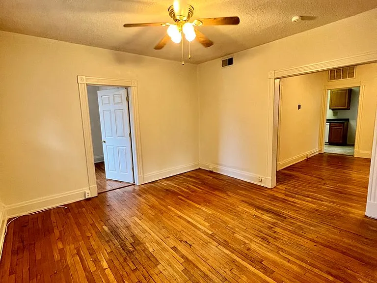 3024 Stuart Ave — Photo 1