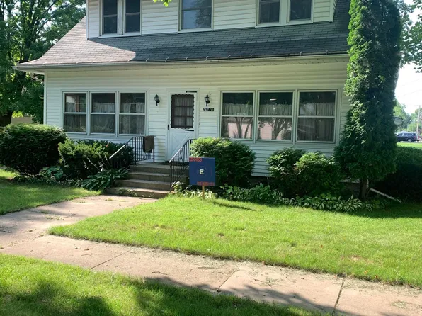 26778 Church St, Edwardsburg, MI 49112