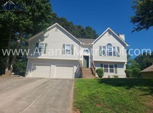 430 Valor Ridge Dr, Dallas, GA 30132