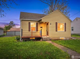 317 NE Ash Avenue, College Place, WA 99324
