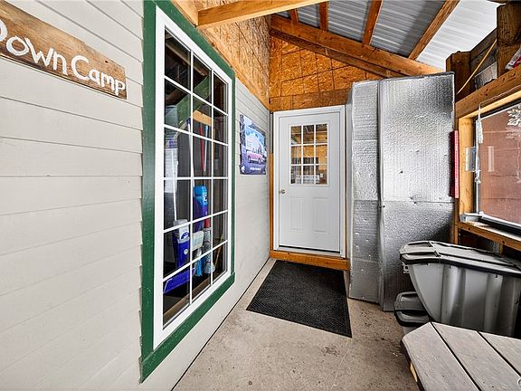 4th image of 11812 River Rd