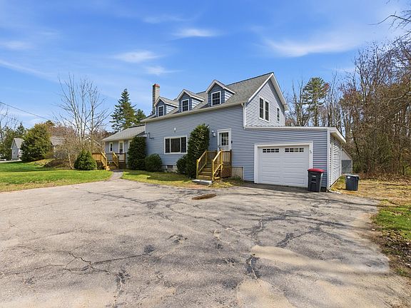 3rd image of 378 Sanford Road