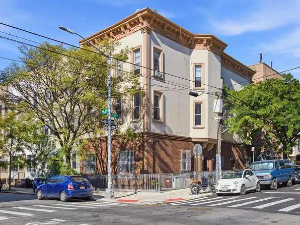 332 Manhattan Ave, Brooklyn, NY 11211