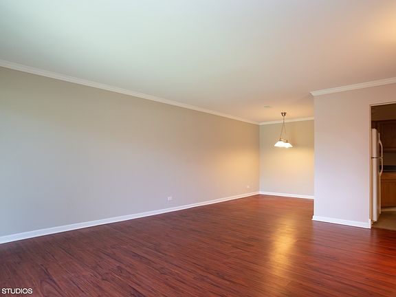 3rd image of 2600 Brookwood Way Dr APT 111