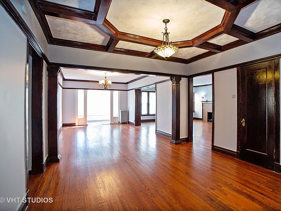 3rd image of 4828 S Dorchester Ave #1A