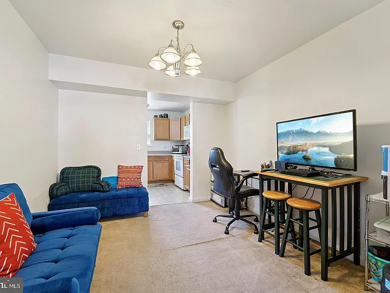 7206 Rutherford Green Cir — Photo 16