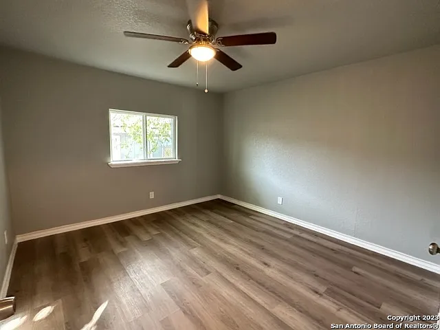 546 W Petaluma Blvd — Photo 13