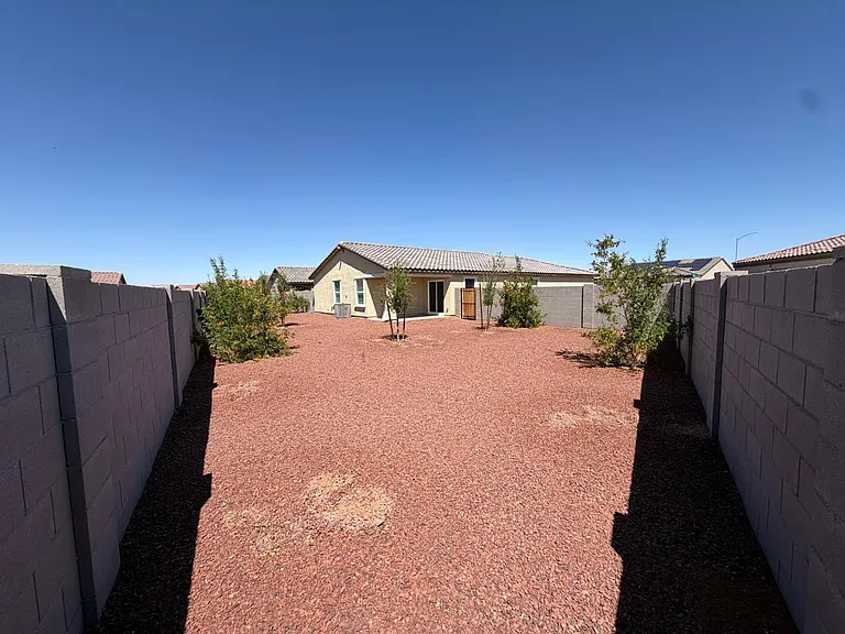 1473 E Jaycie Dr — Photo 31