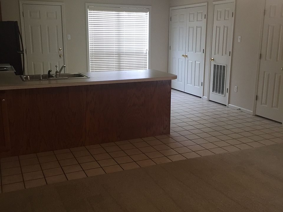 1st image of 4055 Glenwood Dr APT 5518