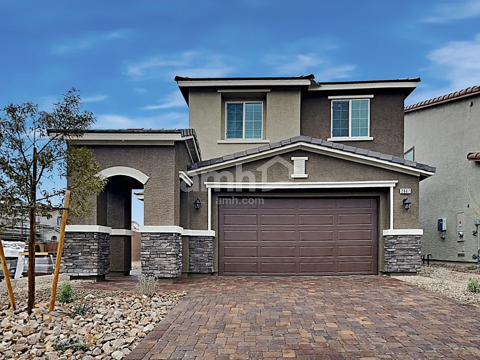 2667 Stormy Star Ave