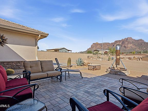 5th image of 1532 N ROADRUNNER Road