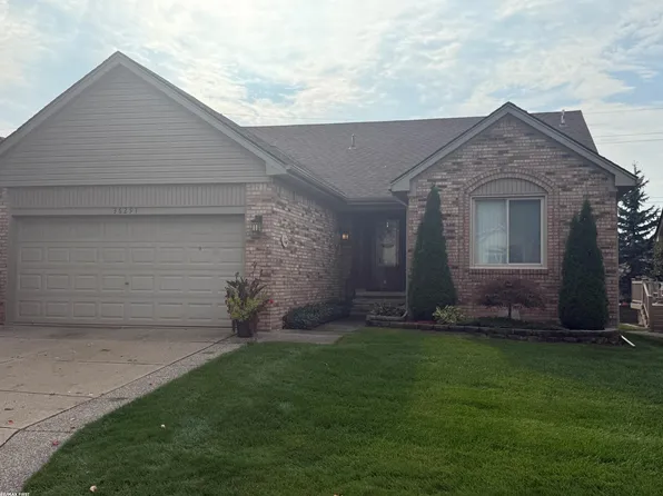 36291 Appaloosa Ct, Clinton Township, MI 48035