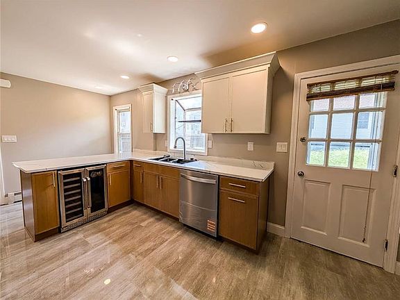 4th image of 184 Cumberland St