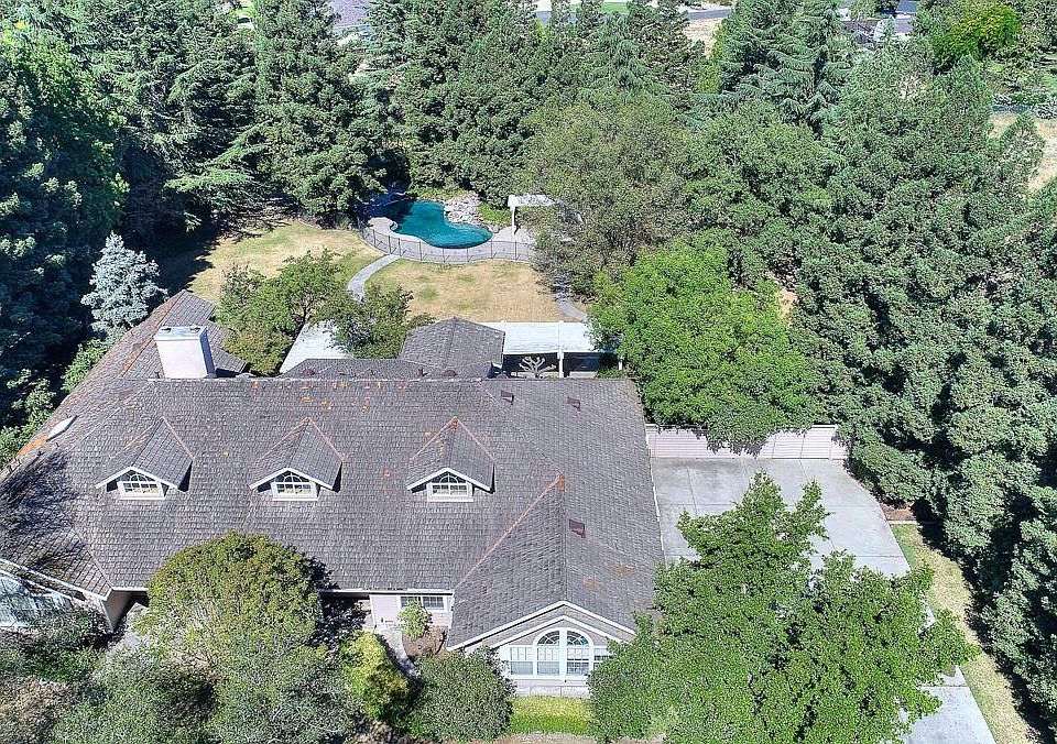 1st image of 10595 N Escondido Pl