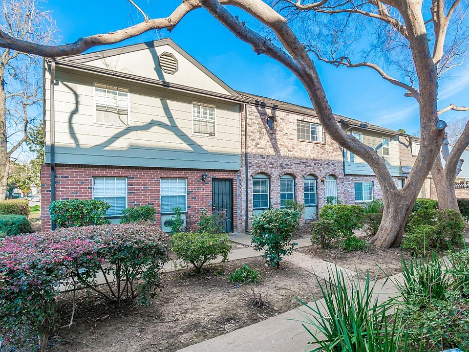 1st image of 1973 Benita Dr Unit 2
