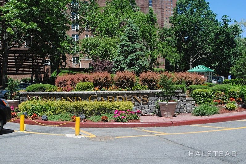 2nd image of 5600 Netherland Ave #1D